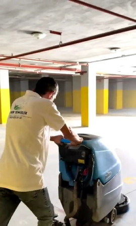 Cerkezköy ev temizliği kapsamında detaylı salon düzenleme